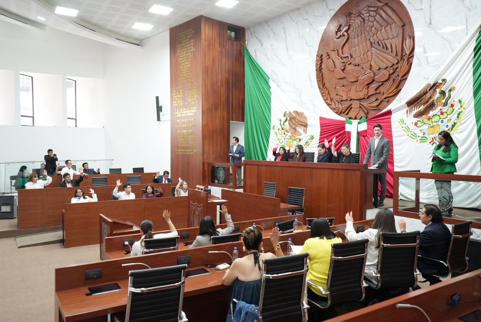 Con 23 votos, legisladores eligen a integrantes de la Mesa Directiva